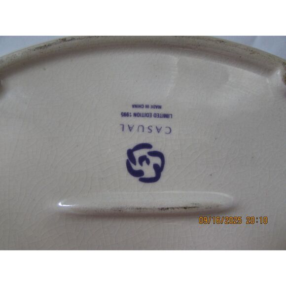 Vintage Casual Limited Edition 1995 trinket jewelry box red roses gold trim - Picture 5 of 7